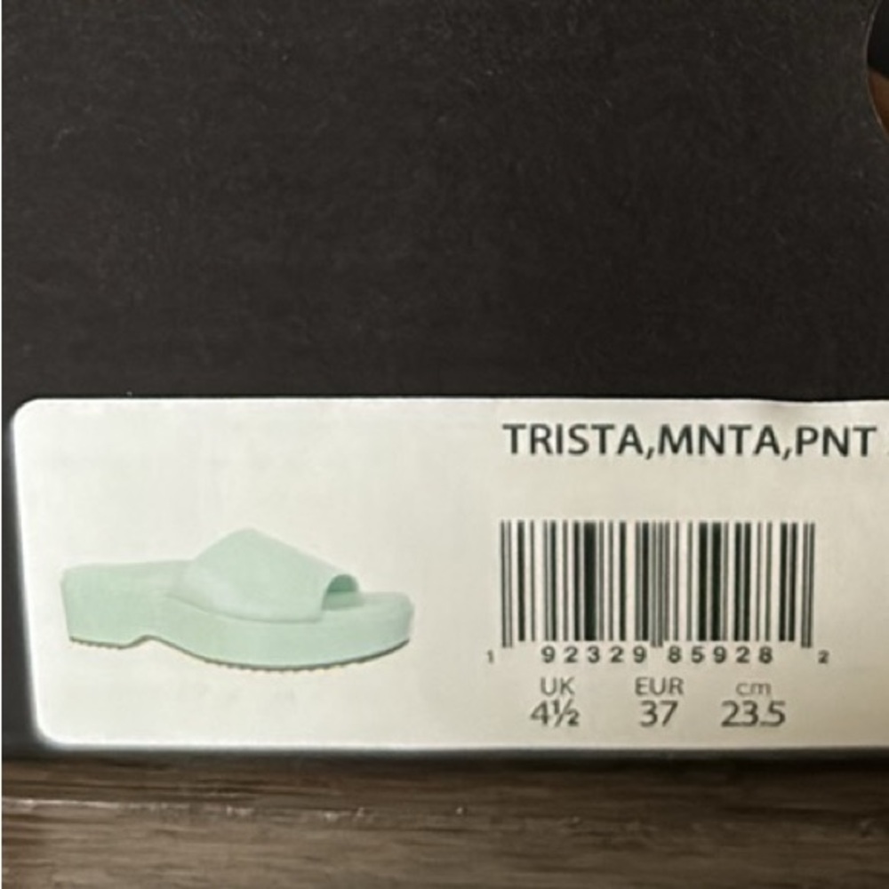 NIB [Vionic] Trista Slide Platform Sandals in Menta Patent (green) Womens 7 or 8 - Picture 13 of 17